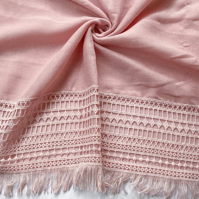 Daisy - Tea Pink